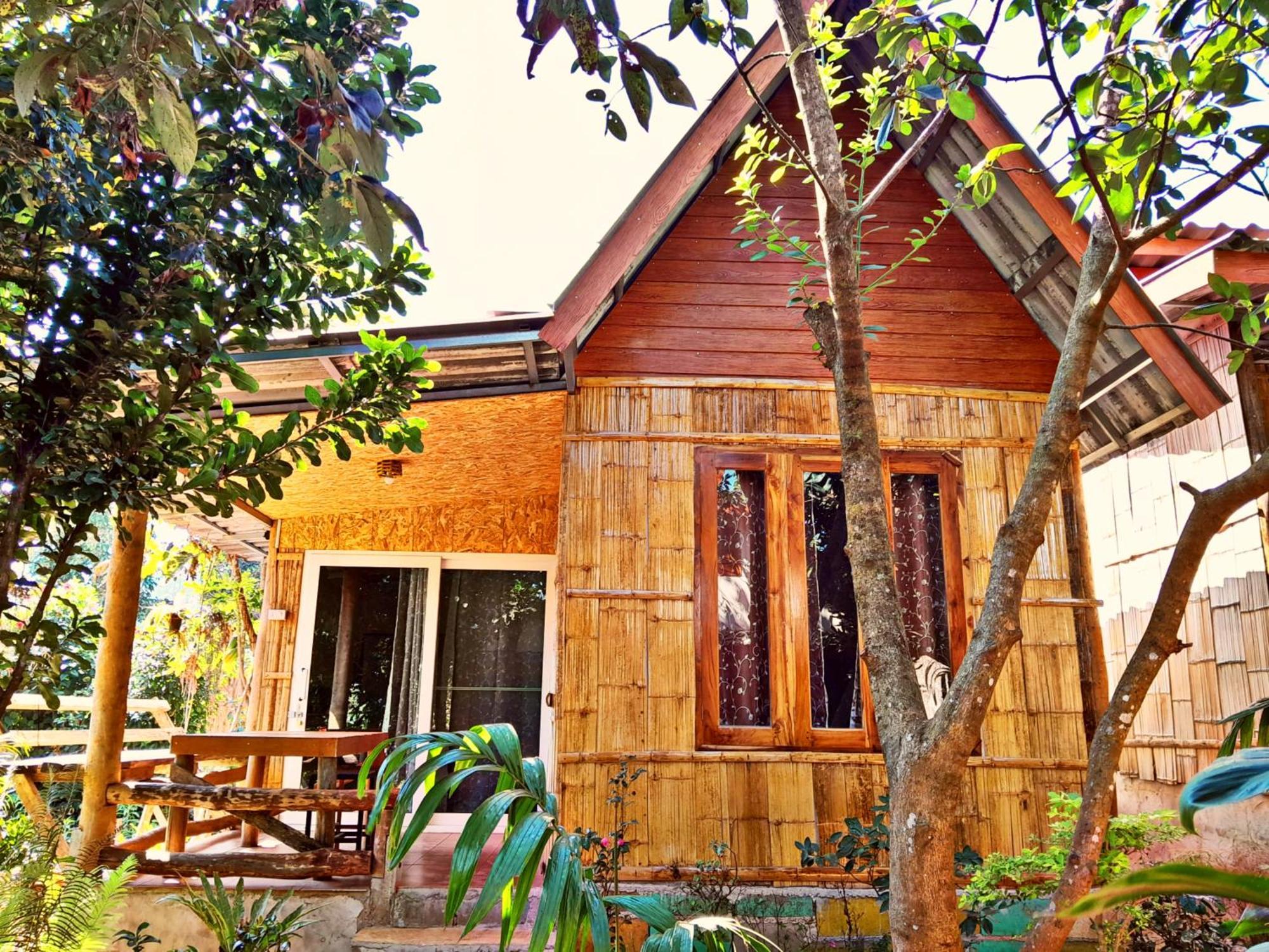 Ban Huai Makhuea Som ลุงนะ โฮมสเตย์ ปางอุ๋ง แม่ฮ่องสอน חדר תמונה